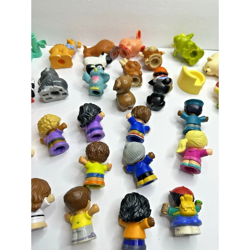 Fisher Price Little People Lot Tractor Animals Kids Adults 32 pcs